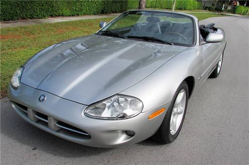 2001 Jaguar XK8 Base