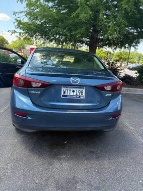 2018 Mazda Mazda3 Touring