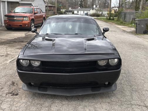 2014 Dodge Challenger SXT