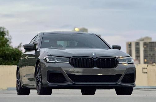 2022 BMW 540 i