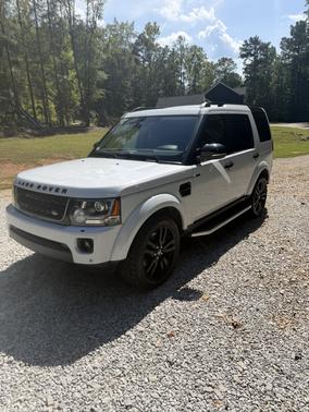 White 2016 Land Rover LR4 HSE Silver Edition