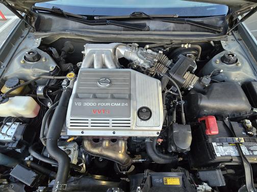 2000 Lexus ES 300 Base