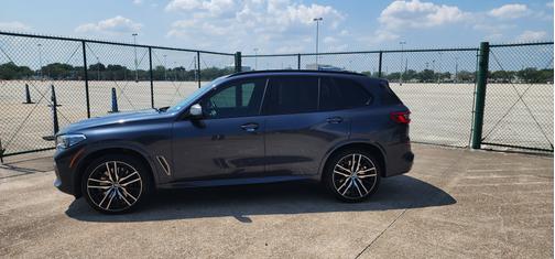 2020 BMW X5 M50i