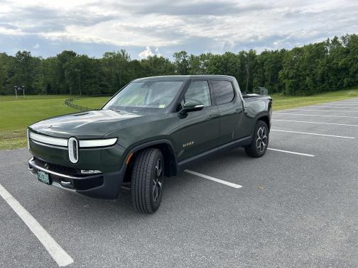 2022 Rivian R1T Adventure Package