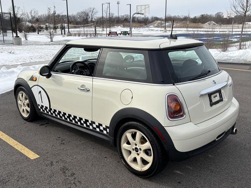 2009 MINI Cooper Base