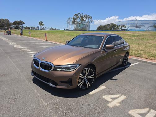 Brown 2019 BMW 330 i