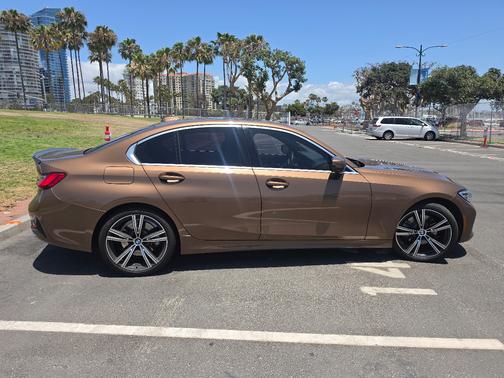 Brown 2019 BMW 330 i
