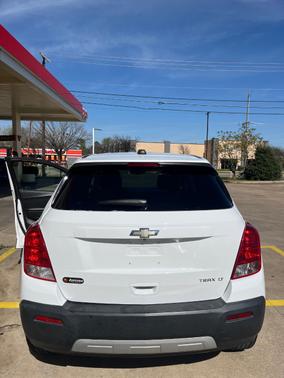White 2021 Chevrolet Trax LS