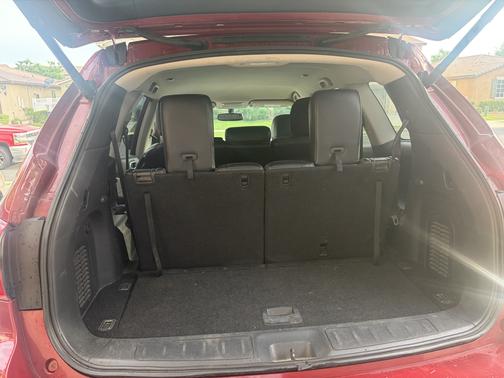 2017 Nissan Pathfinder SL