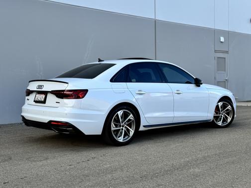 2023 Audi A4 45 S line Premium Plus