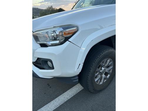 2017 Toyota Tacoma SR5