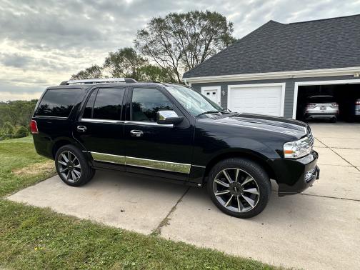 2010 Lincoln Navigator Base