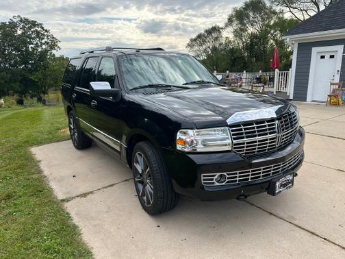 2010 Lincoln Navigator Base