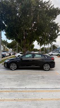 2018 Hyundai IONIQ Hybrid Limited