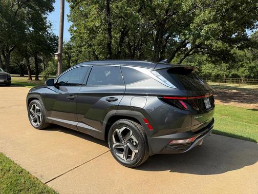 Gray 2023 Hyundai TUCSON Limited