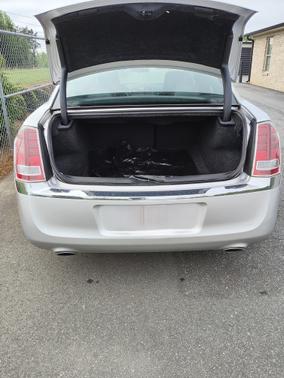 2012 Chrysler 300 Limited