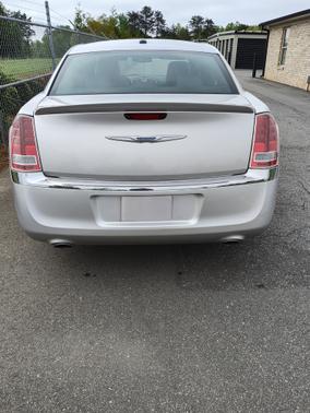 2012 Chrysler 300 Limited