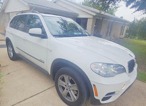 White 2012 BMW X5 xDrive 35i Sport Activity