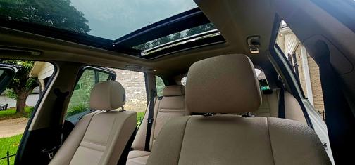 White 2012 BMW X5 xDrive 35i Sport Activity
