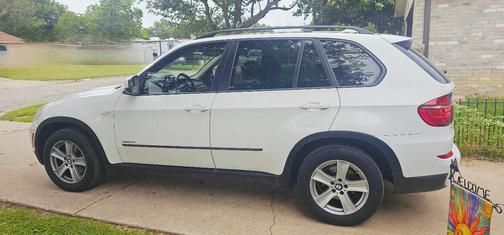 White 2012 BMW X5 xDrive 35i Sport Activity