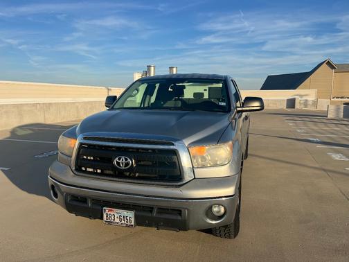 2011 Toyota Tundra Grade