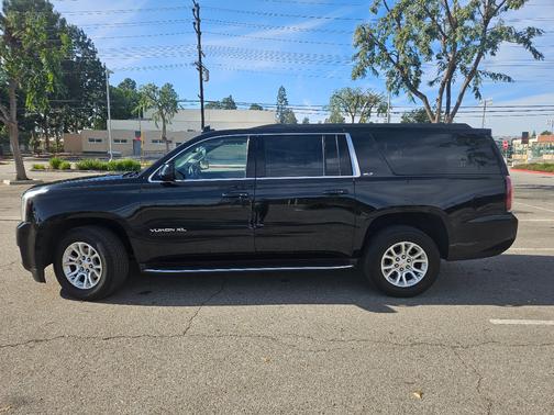 2020 GMC Yukon XL SLT