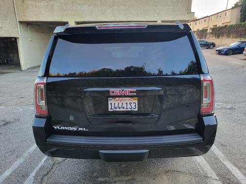 2020 GMC Yukon XL SLT