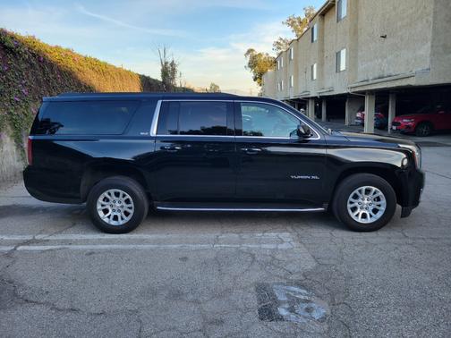 2020 GMC Yukon XL SLT