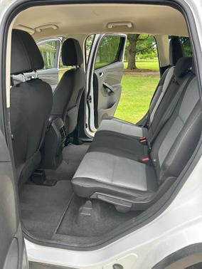 White 2017 Ford Escape SE