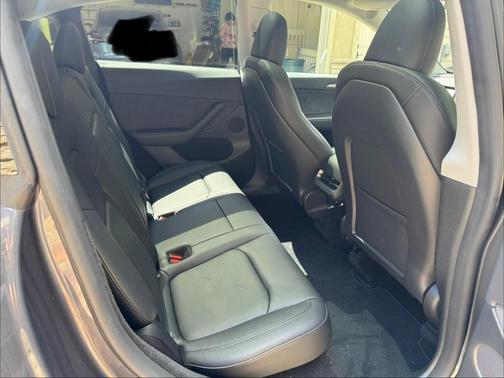 Gray 2023 Tesla Model Y Long Range