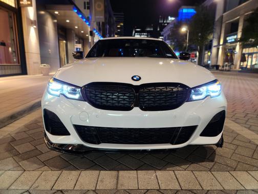 White 2022 BMW M340 i