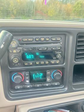 Black 2004 Chevrolet Tahoe Z71