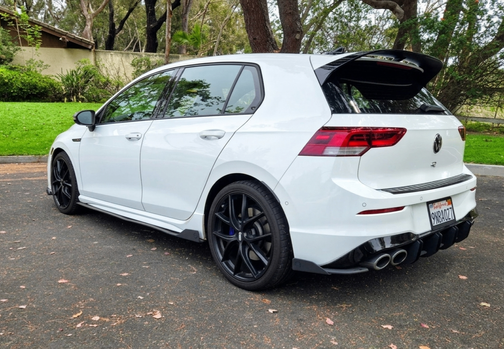 White 2024 Volkswagen Golf R 2.0T DSG