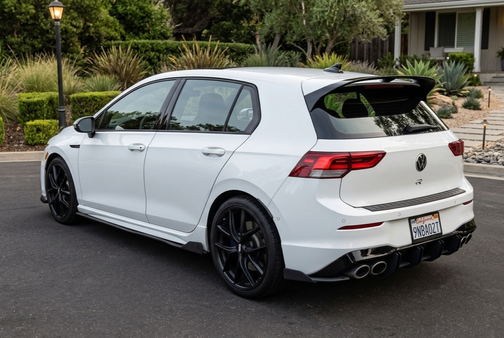 White 2024 Volkswagen Golf R 2.0T DSG