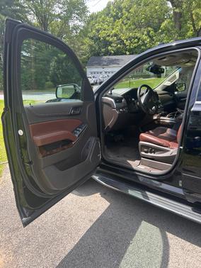 Black 2018 Chevrolet Suburban Premier