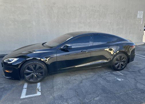 2022 Tesla Model S Long Range