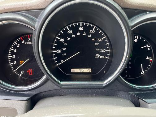White 2005 Lexus RX 330 Base