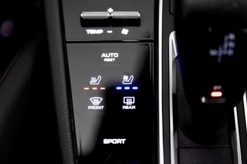 White 2021 Porsche Cayenne Cayenne