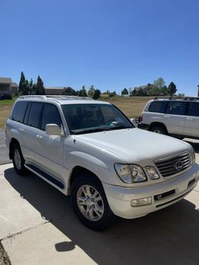 2004 Lexus LX 470 Base