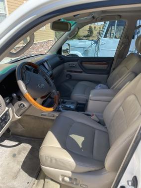 2004 Lexus LX 470 Base