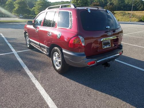 Red 2004 Hyundai SANTA FE GLS