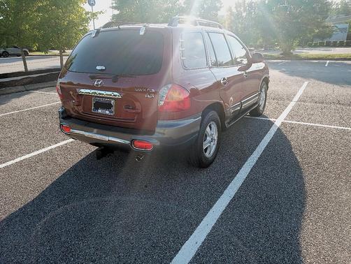 Red 2004 Hyundai SANTA FE GLS
