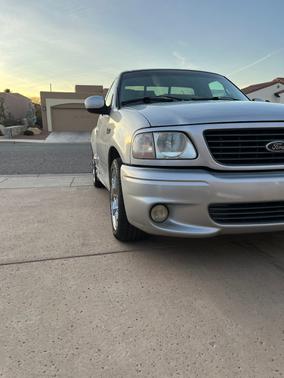 2001 Ford F-150 SVT Lightning Flareside