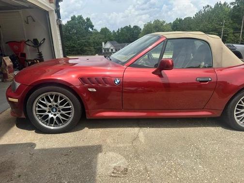Red 2000 BMW Z3 2.8 Roadster