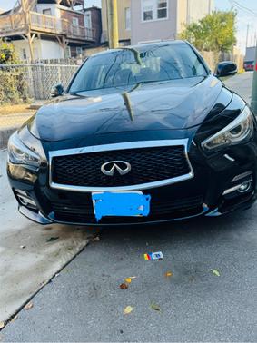 2015 INFINITI Q50 Premium