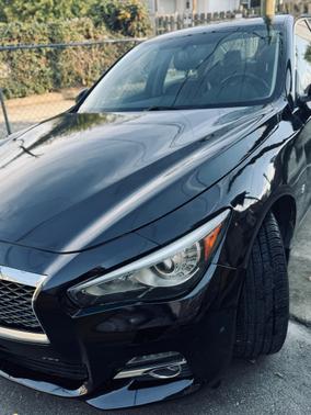 2015 INFINITI Q50 Premium