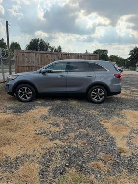 Gray 2020 Kia Sorento LX