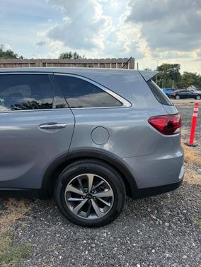 Gray 2020 Kia Sorento LX