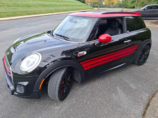 Black 2017 MINI Hardtop John Cooper Works