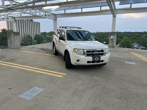 2009 Ford Escape XLT